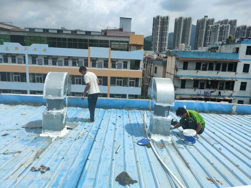 张店钢结构屋面涂料维修方法